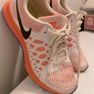 Women’s Nike pegaSus runner